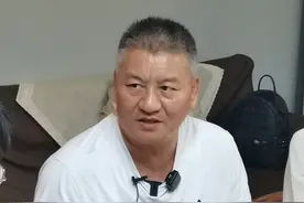 梁实第28次高考总分446分：没过二本线图片