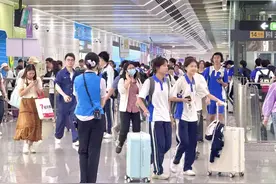 五一假期深圳人气旺！地铁客流连续两日破千万！图片