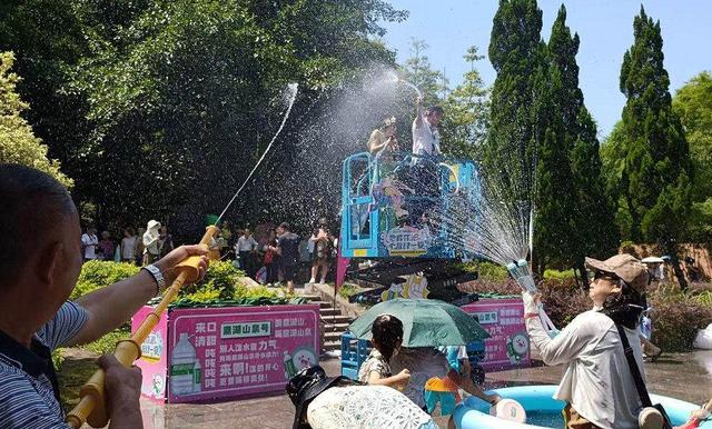 清凉一夏！肇庆鼎湖山版“泼水节”开幕