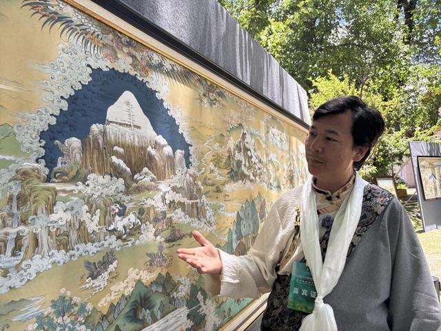 相约罗布林卡 共赴文旅盛宴 “山宗水源・大美青海・艺韵青藏・绿动同仁 2025 年热贡文化唐蕃古道行拉萨站农文旅商推介会”盛大开幕