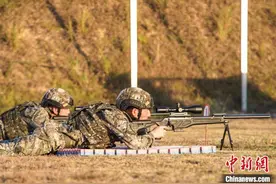 直击武警福建特战队员考核现场图片