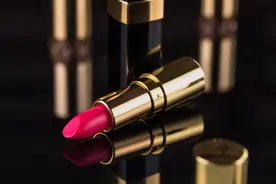 香奈儿彩妆涨价，此前资生堂也宣布调价，国际美妆品牌为何涨不停图片