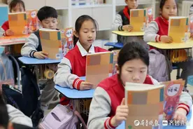 “神兽”归笼，教室又传出朗朗读书声图片