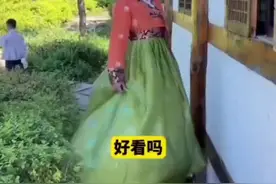 老公拍下老婆“变身”瞬间，上一秒延吉小公主，下一秒东北老婶子图片