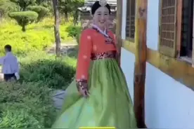 老公拍下老婆“变身”瞬间，上一秒延吉小公主，下一秒东北老婶子图片