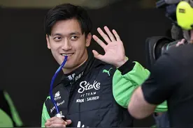 F1中国大奖赛 | 周冠宇冲刺赛列第九 遗憾错过积分图片