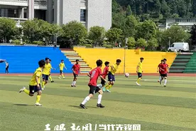 2024贵州省高中男子足球精英联赛“燃爆”播州图片