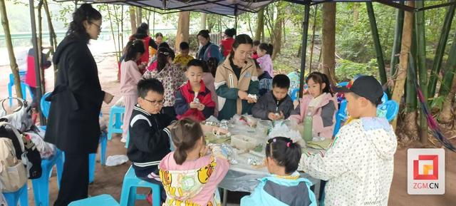探秘森林，挑战自我！高峰街道燊海社区“小小生存家”自然探索之旅圆满落幕