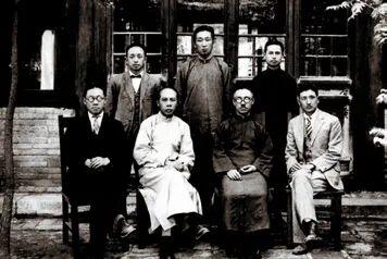 随身携带“小卡片	”的生物学奠基人 秉志 | 科学家作风学风故事