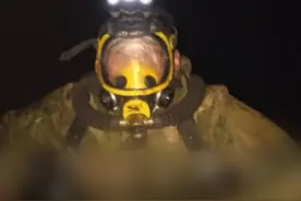 数百名俄特种兵钻天然气管道突袭乌方！细节曝光：俄军携氧气瓶爬15公里，有多人中毒图片