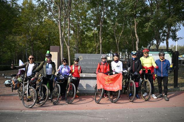 河北沧州：大运河堤顶路铺就美好生活新图景