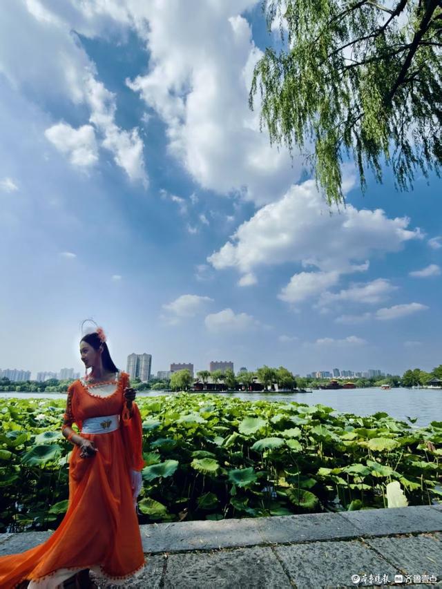 来济南看明湖美景