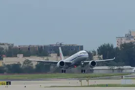 国航C919客机商业首航，国产飞机开启多用户运营图片
