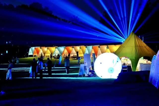 天黑不打烊，来东湖来过夜生活！