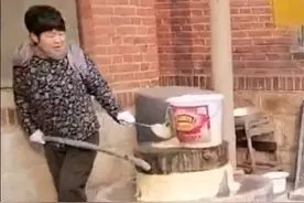 姐姐和“姜氏煎饼”图片