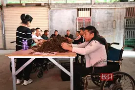我当你的腿，你当我的手！湖北巴东“手足兄弟”拼出幸福生活图片