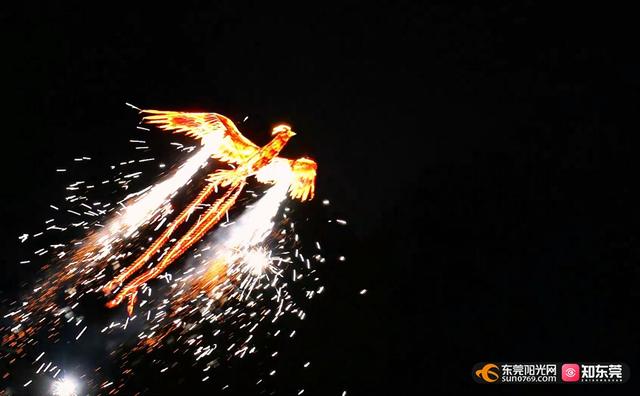 石排潮玩两天引客近十万！东莞各镇街国庆消费热力全开