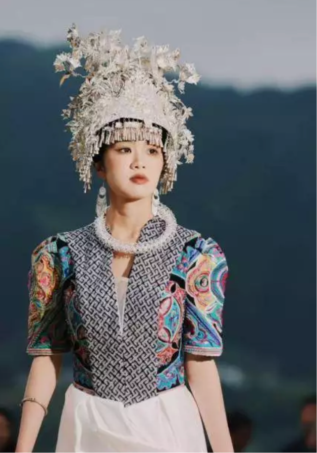 贵州“村T”即将闪耀岜沙苗寨