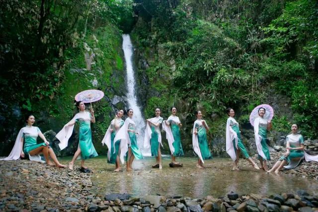 12月1日起，红山谷景区免门票3个月!