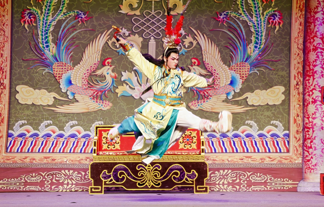 第十届大致坡琼剧文化季开幕，媒体聚焦琼剧盛事