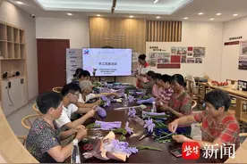 浪漫、温馨！常熟市沙家浜镇芦荡村开展“夏日繁花 让爱永恒”手工花束活动图片