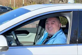 泰安网约车司机李涛：以爱心驱动车轮，在平凡旅途传递温情善意图片