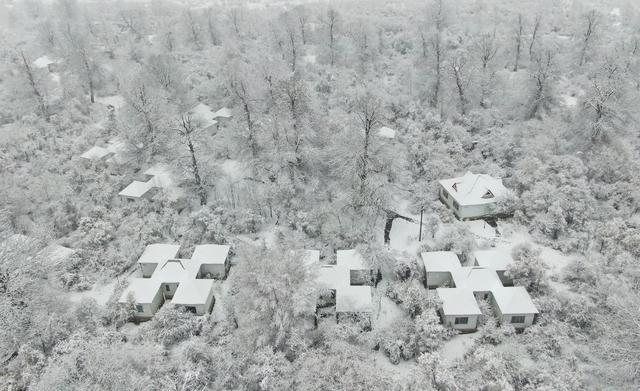疆山如画丨雪花纷飞 那拉提披上银白盛装