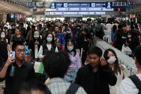 21座万亿城市，一年多了139万人图片