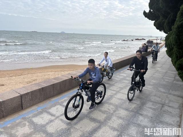 秋日亲子骑行乐悠悠