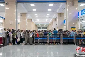 中越边境河口口岸今年出入境外国团队旅客逾33万人次 创新高图片