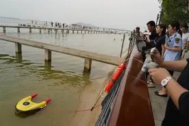 百万网友围观！全民安全公开课之防溺水篇在武汉凌波门举行图片