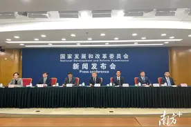 超930万人次申领广东以旧换新补贴！国庆黄金周还将迎系列促销图片