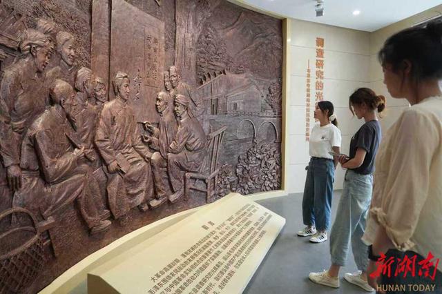 共赴秋光里的文化奇遇! 《村里有个馆》 11月3日重磅来袭