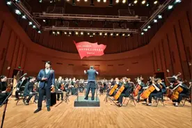 延边歌舞团2024金达莱音乐季启动图片