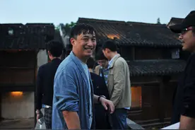 戏剧摄影师李晏的独家记忆：乌镇十年，不止十个瞬间图片