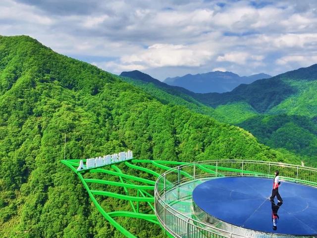 光雾山运动主题乐园重磅招募，最高奖1万等您来拿！