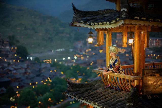 “码”上游贵州丨318元解锁2日游！夜赏西江苗寨千户灯火，日探荔波七孔仙境