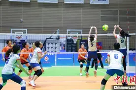 全国26支气排球队陕西过招 助力群众体育发展图片