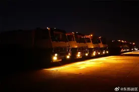 直击东部战区练兵备战现场 下半夜飞行训练热血登场图片