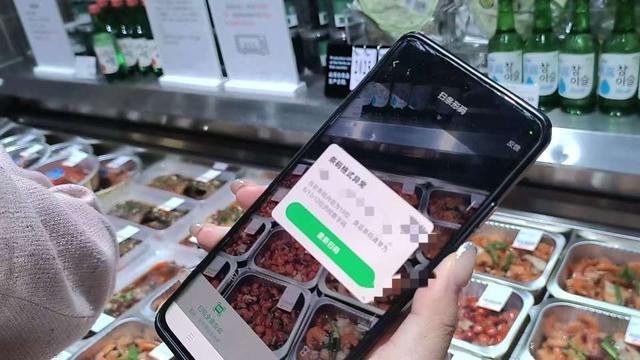 喝纯净水会发胖？方便面不含添加剂？多款app称用AI技术测食物成分，实测结果惊人