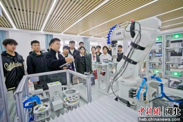 河北冀南新区：精准培育技能工匠 打造产教融合新高地
