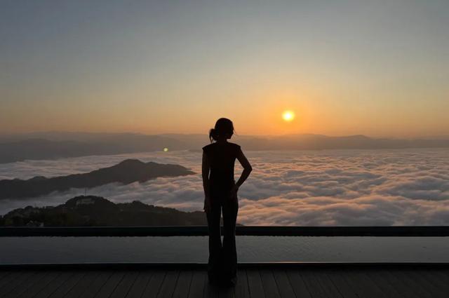 遇见临沧 如回故乡 | 这里的一叶茶、一朵云，让他们从“看一眼”到“留下来”