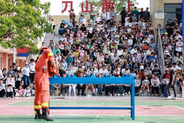 探秘“火焰蓝”！12月消防站开放日预约开启！