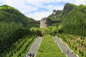 6月10日—9月25日 初中、高中毕业生可免费畅玩神农架图片