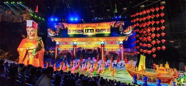 走在前 挑大梁·文化“两创”担使命丨矿坑上的文化奇迹