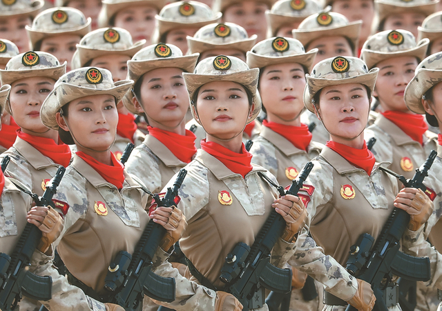 走近民兵方队中的江苏姑娘