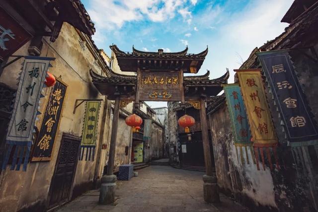 致张家界：“峰”云际会，荣辱与共