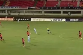 四川九牛客场3:1战胜上海 重回中甲积分榜首图片
