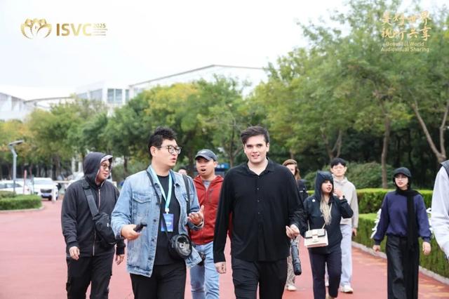 太出圈！中外网红齐聚日照！沉浸体验日照魅力！