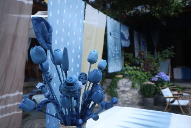 吾乡大藏·大理 | 从屋脊跃入人间，大理瓦猫“封印”解除